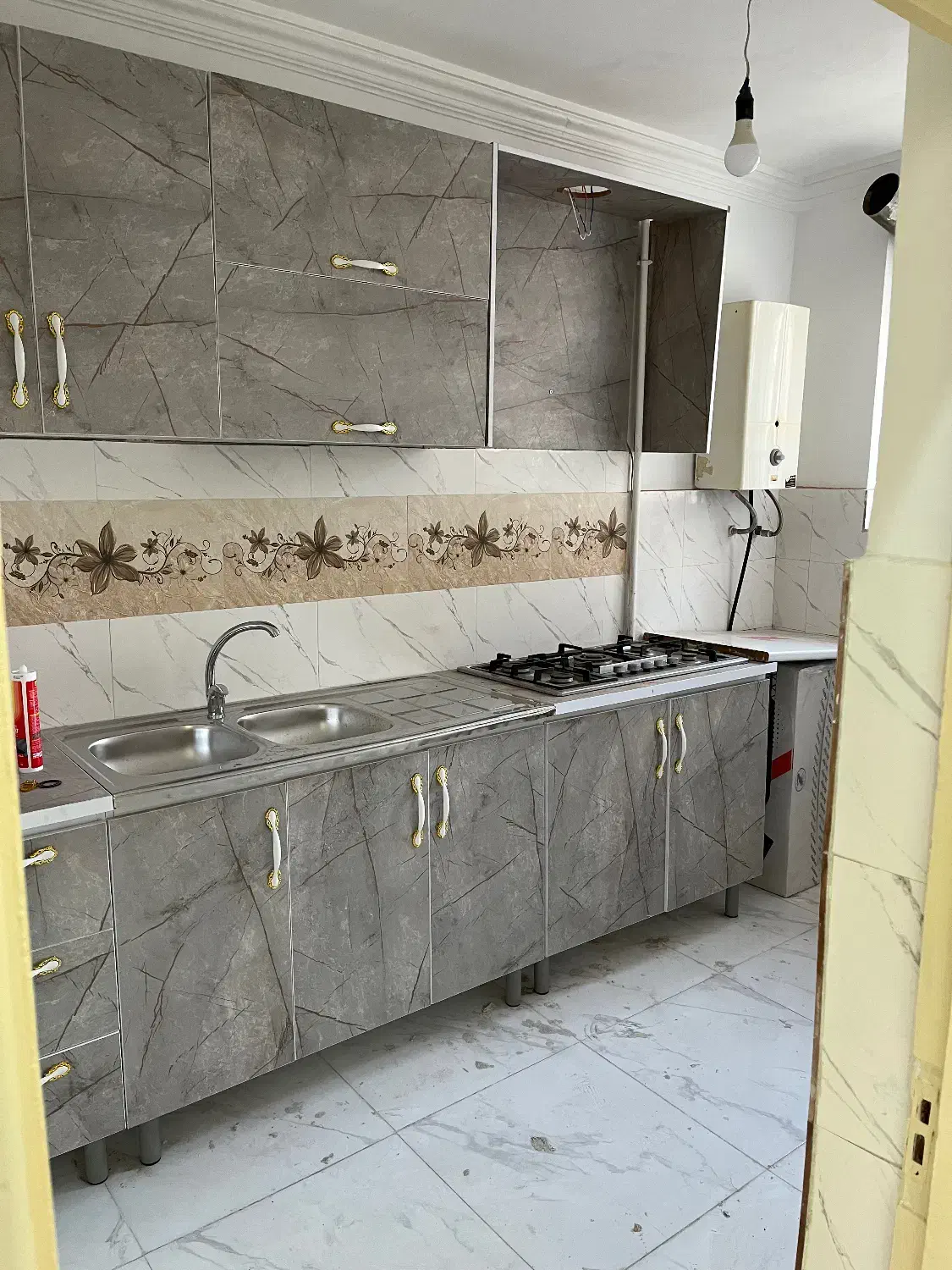 اجاره ۱ واحد خانه طبقه اول ۷۰ متری حمدیان|اجارهٔ خانه و ویلا|رشت, حمیدیان|دیوار