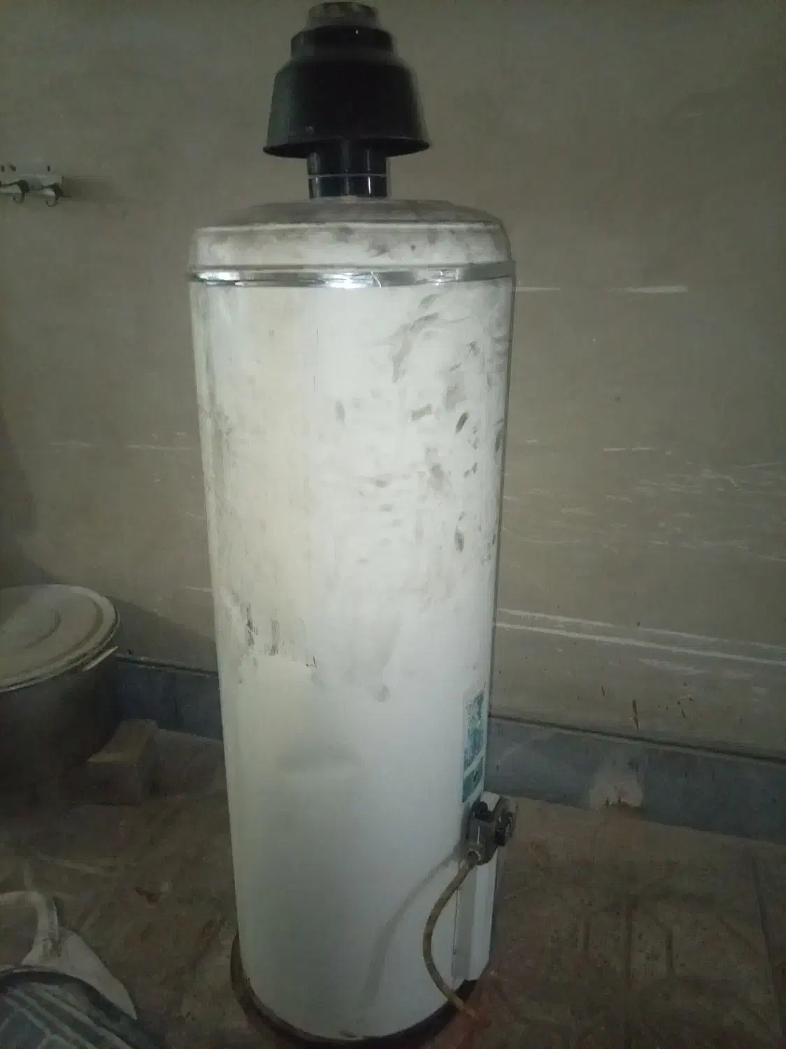 آبگرمکن|آبگرمکن، پکیج، شوفاژ|فلاورجان, |دیوار