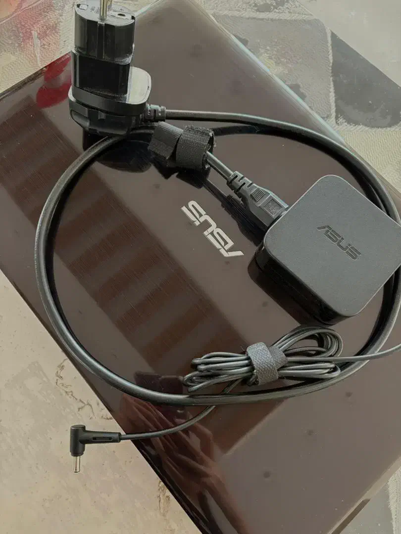 Asus K556u corei7 تمیز خونگی|رایانه همراه|اصفهان, فرهنگیان|دیوار