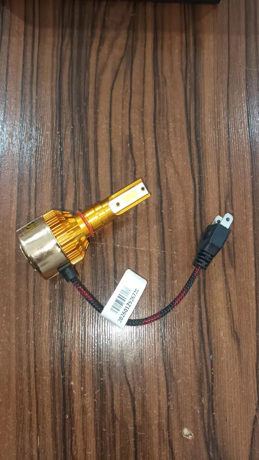 یک جفت هدلایت D9h7|لامپ و چراغ|ورامین, ورامین|دیوار