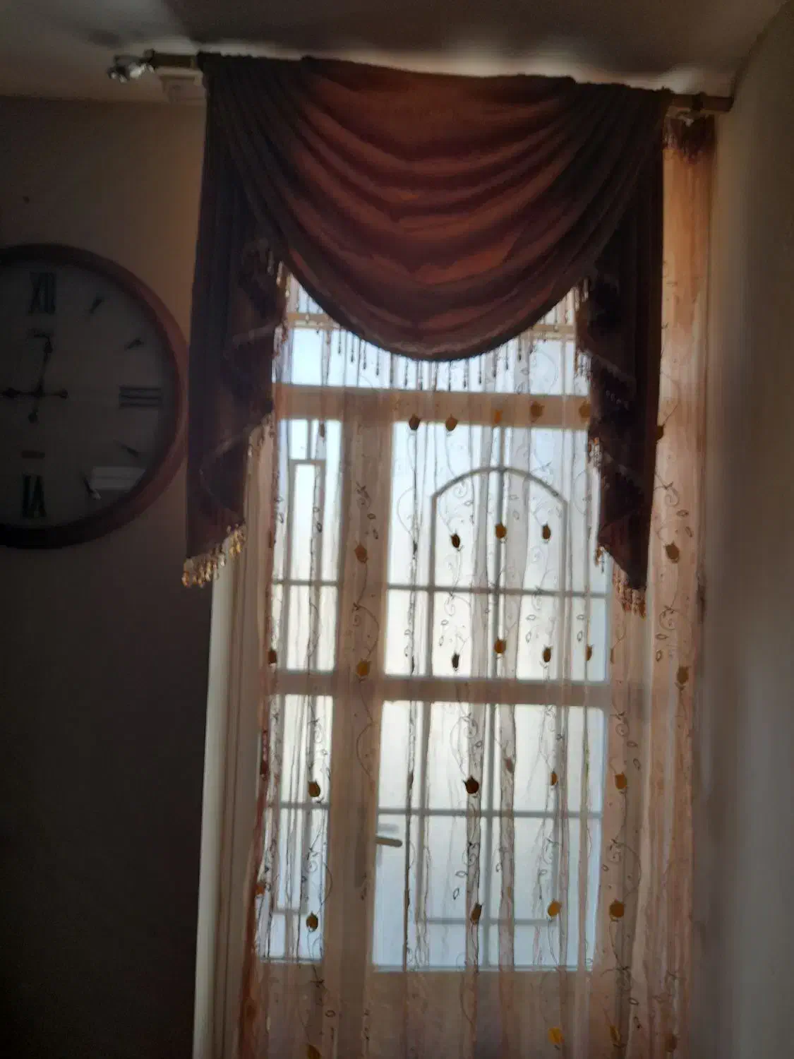 پرده سه تا پرده|پرده، رانر، رومیزی|شیراز, کوشک میدان|دیوار