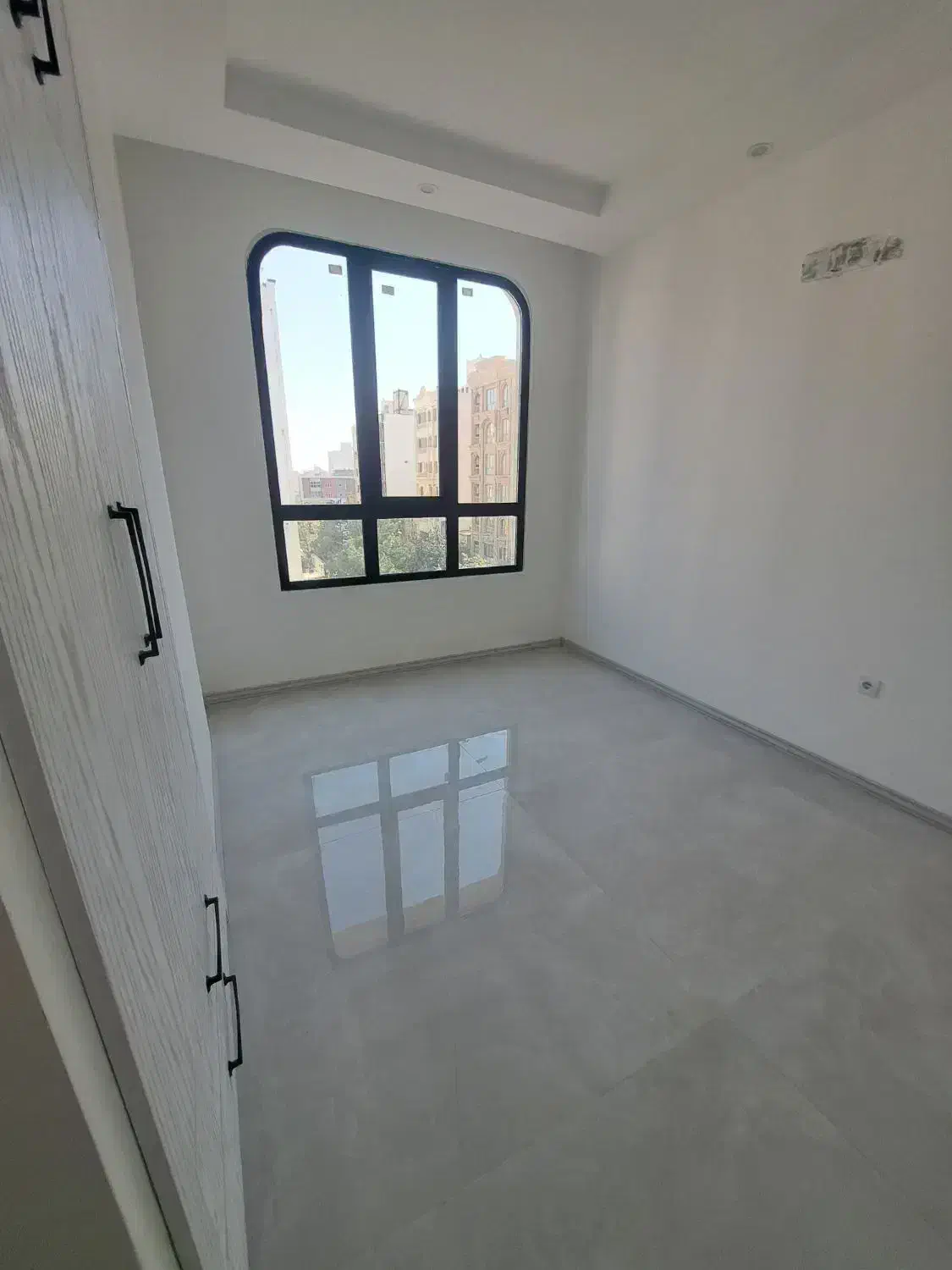 نقاشی ساختمان به قیمت دلخواه مشتری|خدمات پیشه و مهارت|مشهد, سجاد شهر|دیوار