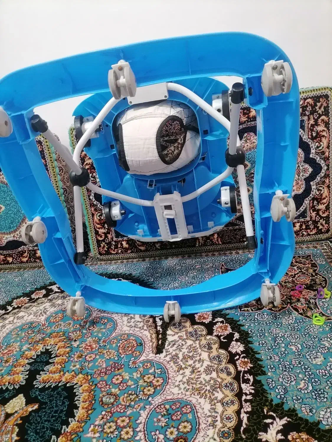 کمک مادر در حد نو|کالسکه و لوازم جانبی|سقز, |دیوار