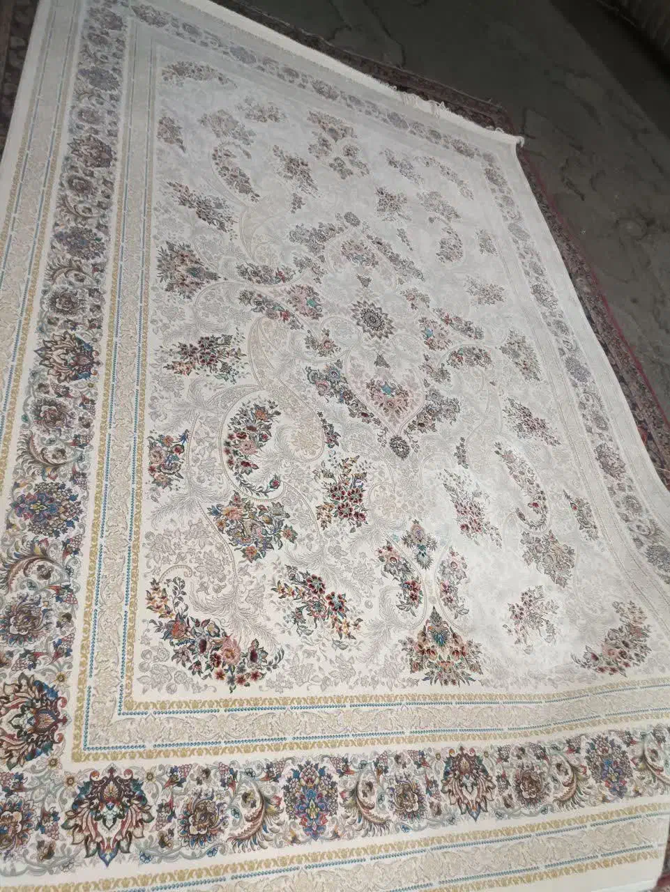 فرش|فرش|قم, زنبیل آباد|دیوار