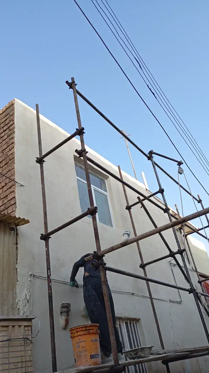 سیمانکاری.(خورده کاری . لکه گیری)|خدمات پیشه و مهارت|قم, دورشهر|دیوار