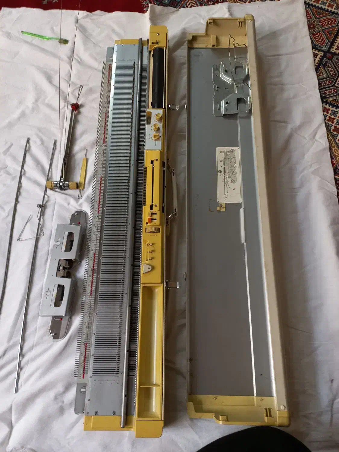 ماشین بافتنی|لوازم خیاطی و بافتنی|شاهین‌شهر, ۹ دی|دیوار