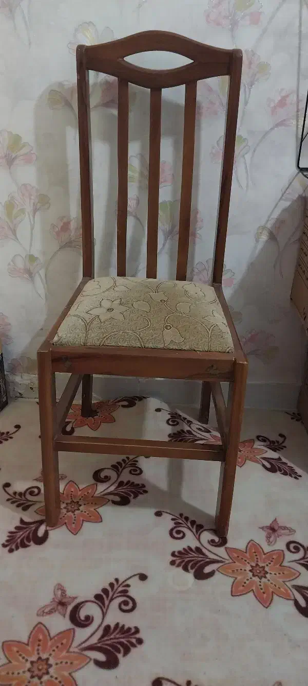 صندلی چوبی|صندلی و نیمکت|اراک, |دیوار