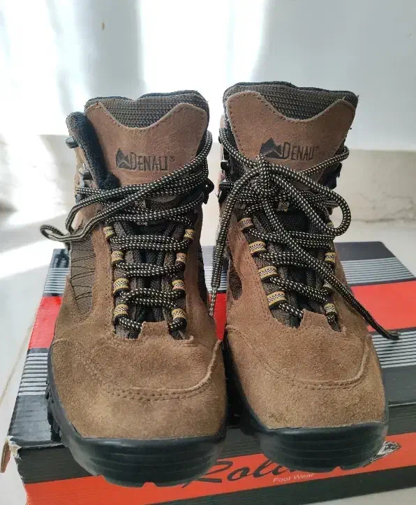 نیم بوت وارداتی|کیف، کفش، کمربند|خرمآباد, |دیوار