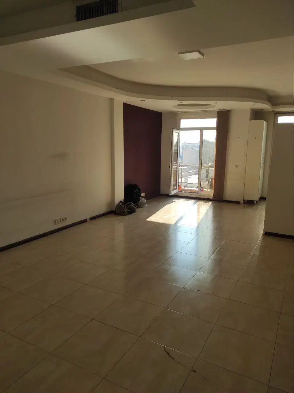 دفتر کار 113 متر 2 خواب / بر اصلی پیروزی|فروش دفتر کار، اتاق اداری، مطب|تهران, چهارصد دستگاه|دیوار