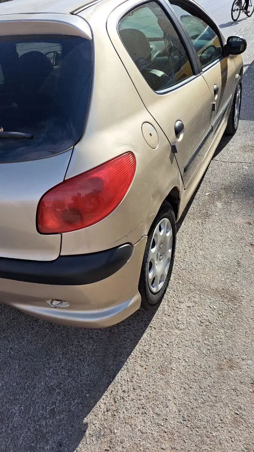 پژو ۲۰۶|خودرو سواری و وانت|میبد, |دیوار