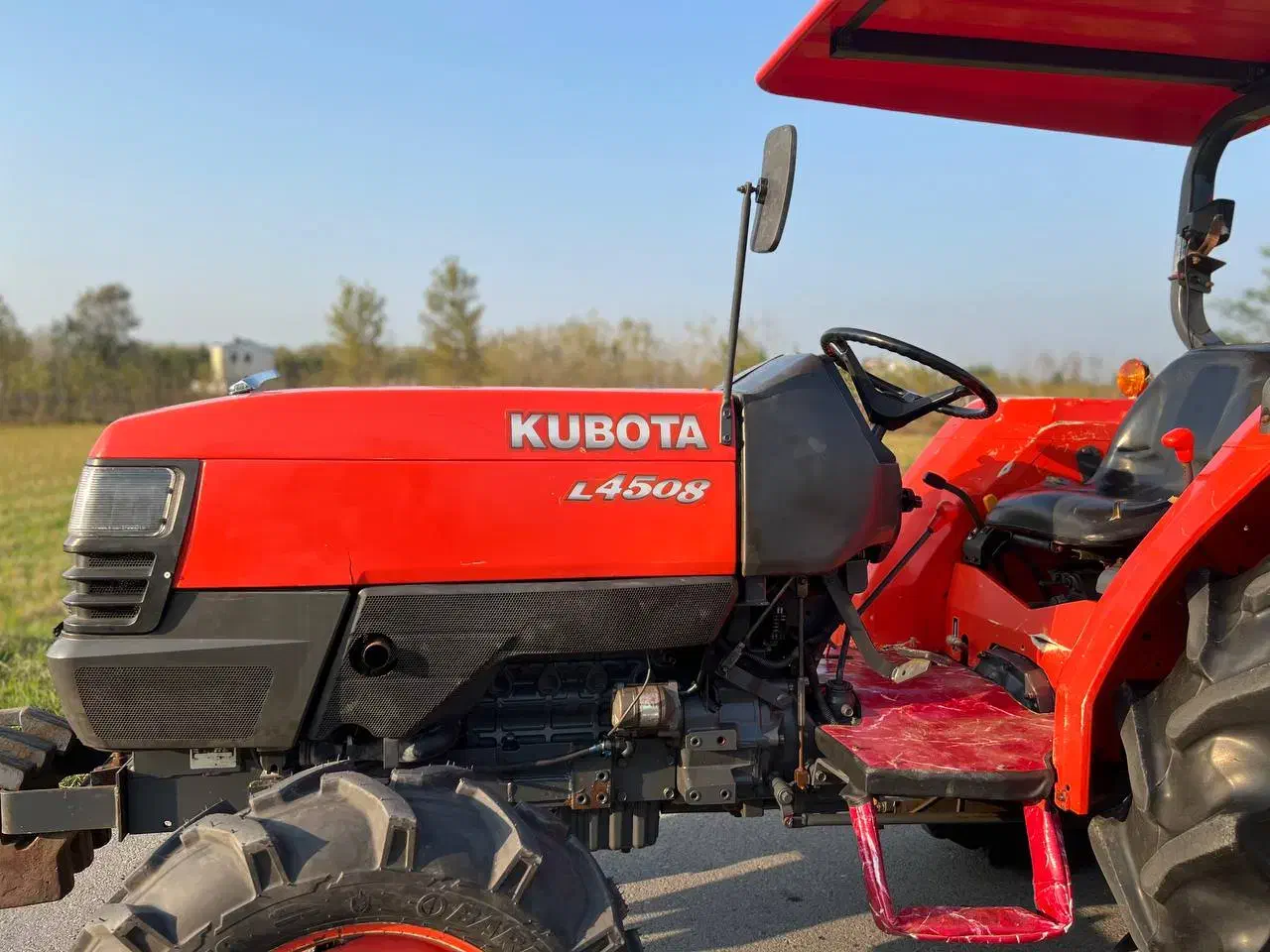 تراکتور کوبوتا چهارسلیندر|خودرو سنگین|صومعه‌سرا, |دیوار