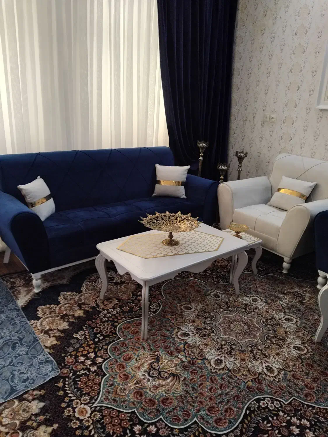 مبلمان|مبلمان خانگی و میز عسلی|قم, سراجه (۱۵ خرداد)|دیوار