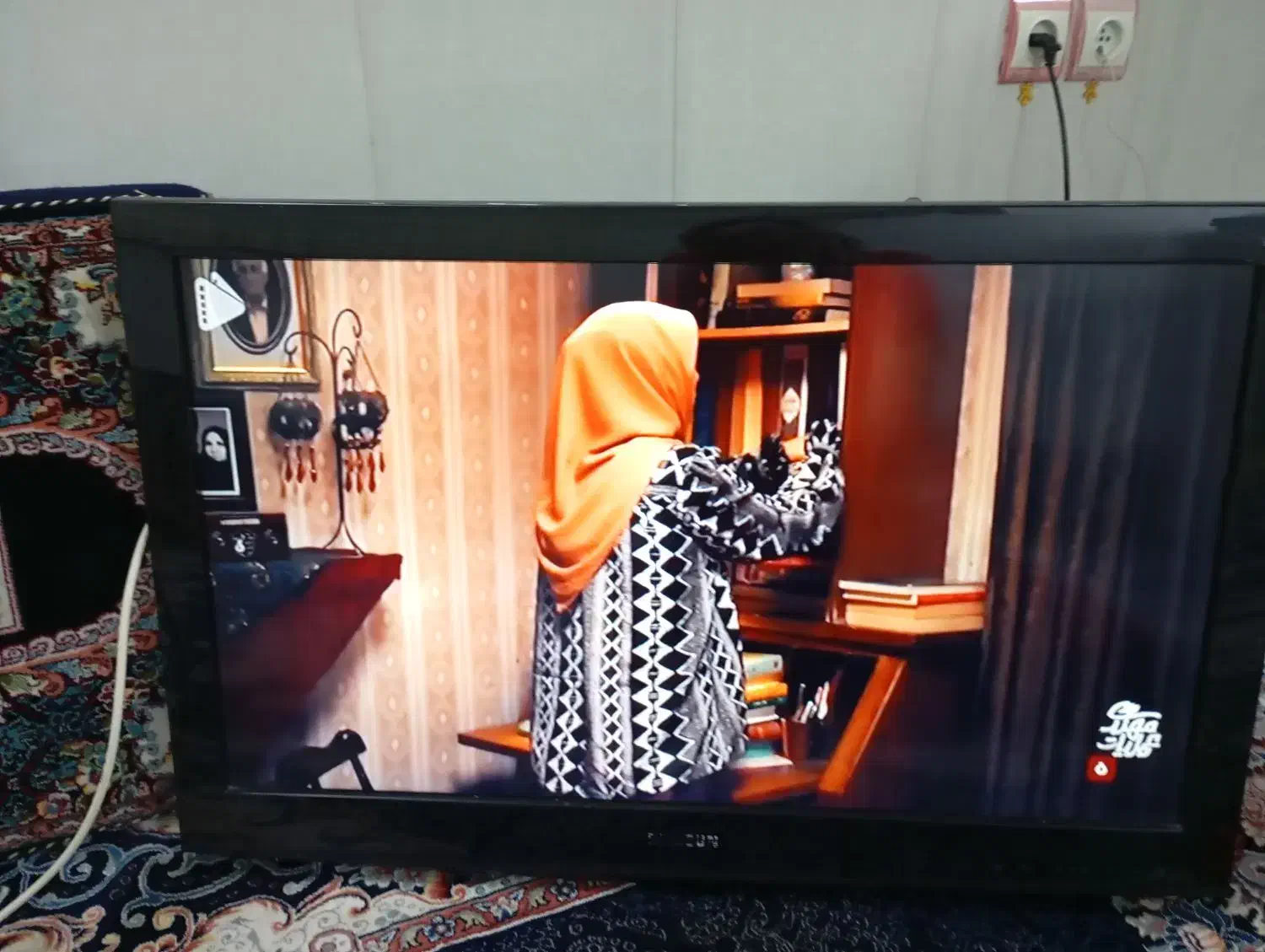 تلویزیون ۳۲ اینچ سامسونگ|تلویزیون و پروژکتور|قم, نیروگاه|دیوار