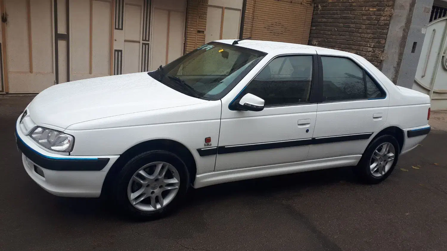 پارس تیوفایو کلاس ۱۵ مشابه صفر استثنایی تک برگ|خودرو سواری و وانت|شاهین‌شهر, گزبرخوار|دیوار