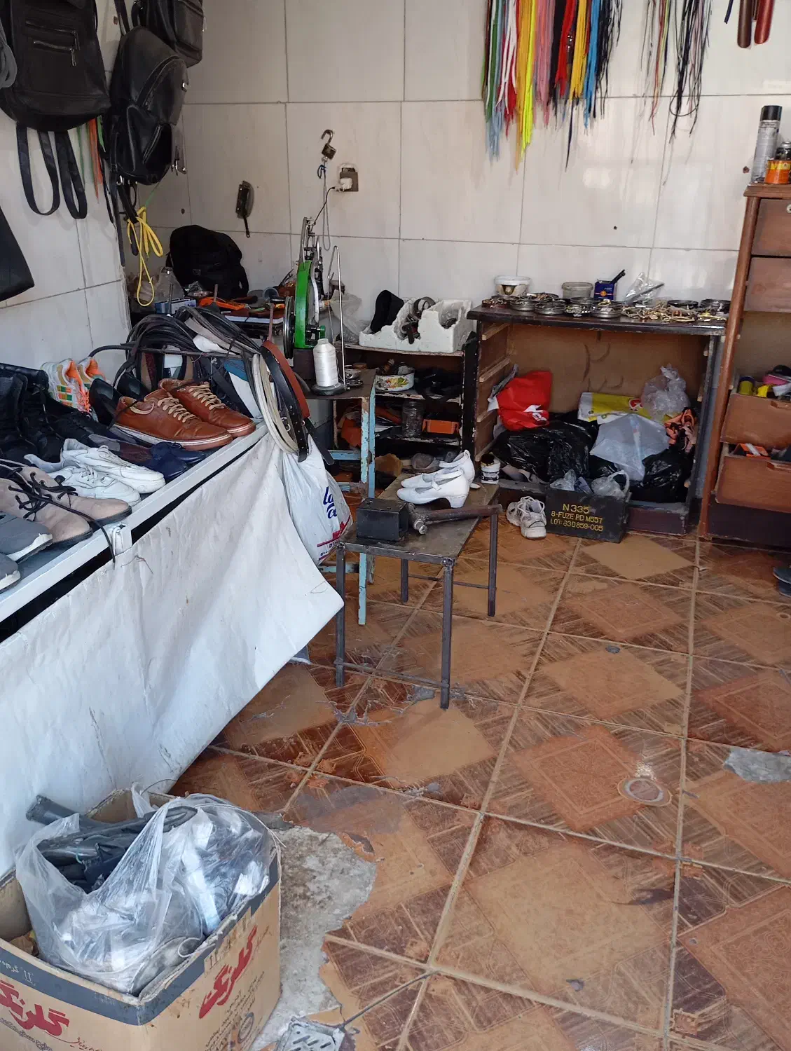 تعمیر کیف و کفش وکاپشن سورن|کیف، کفش، کمربند|یزد, |دیوار