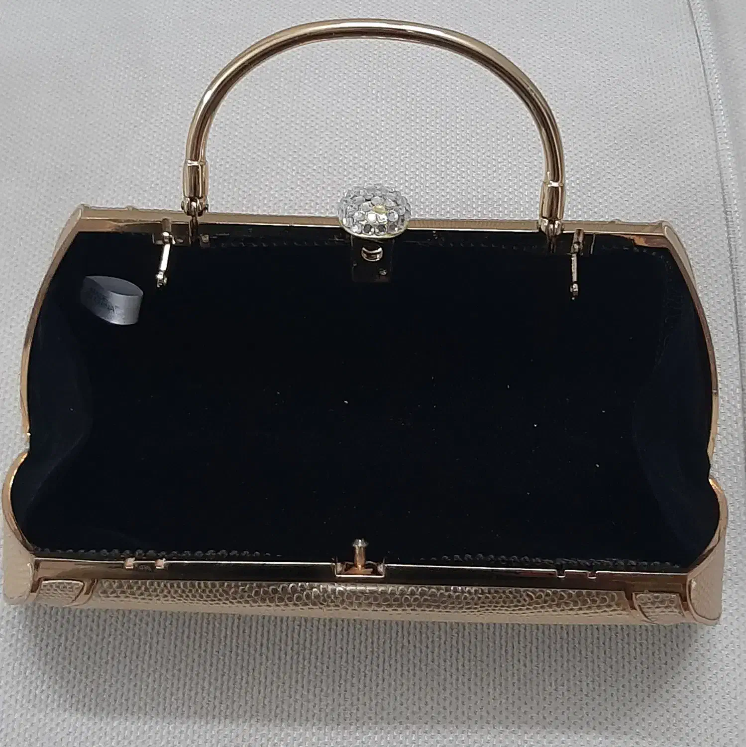 کیف مجلسی (کلاچ) طلایی|کیف، کفش، کمربند|ساری, |دیوار