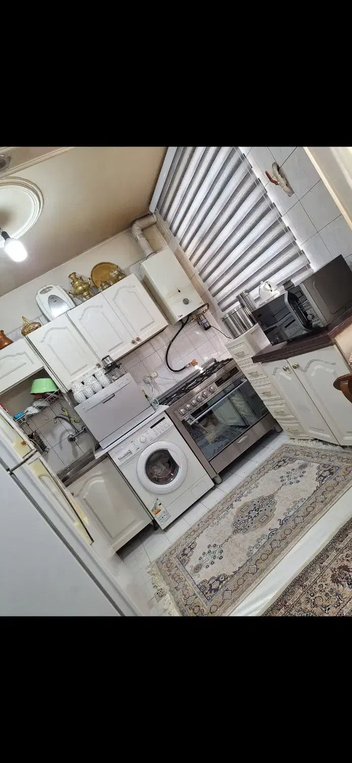 آپارتمان ۳ طبقه.طبقه دوم ۳۴متر|اجارهٔ آپارتمان|تهران, ارامنه|دیوار