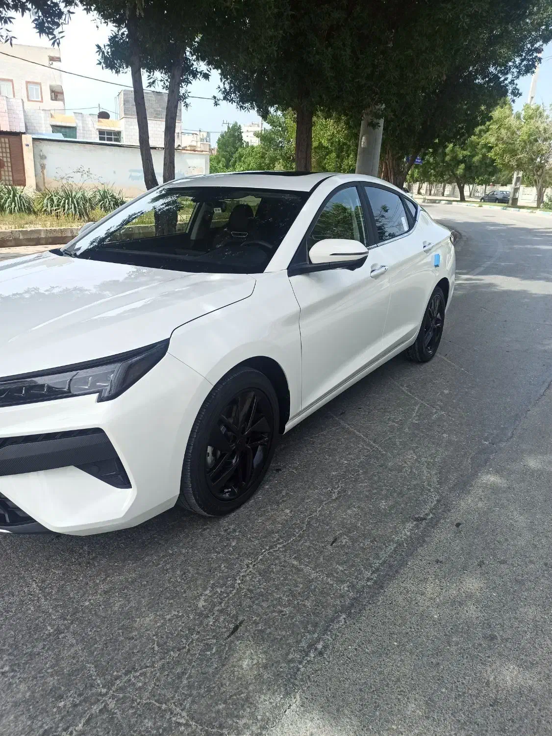 kmc ، j7|خودرو سواری و وانت|بوشهر, |دیوار