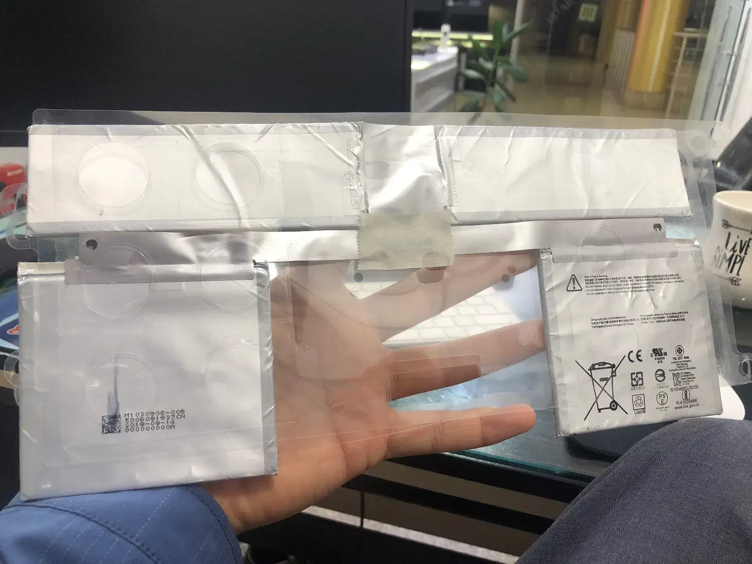 باتری کیبورد سرفیس بوک ۲|قطعات و لوازم جانبی رایانه|تهران, دکتر هوشیار|دیوار