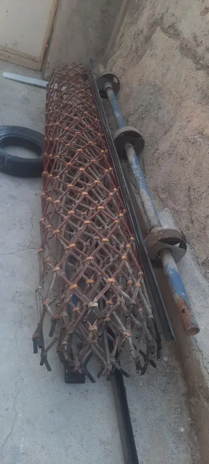 درب شبکه ای فلزی ۳.۴۰ ارتفاع در ۳.۱۰ عرض|مصالح و تجهیزات ساختمان|آبدانان, |دیوار