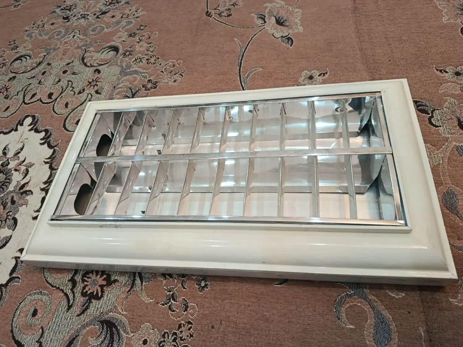 قاب مهتابی تمیزسالم|لامپ و چراغ|اصفهان, سروستان|دیوار