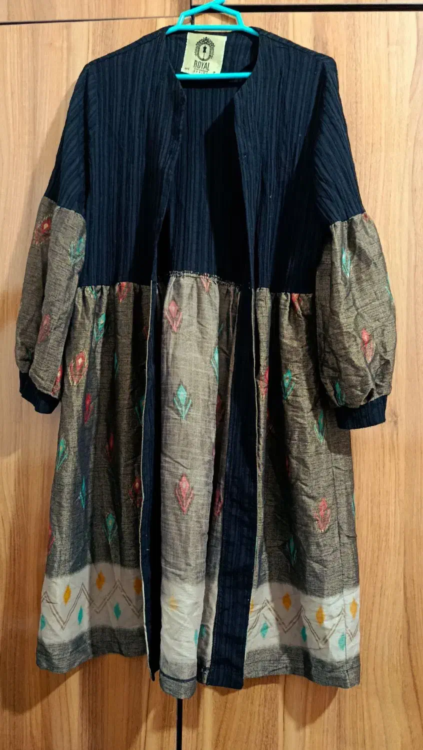 لباس|لباس|ایوان, |دیوار