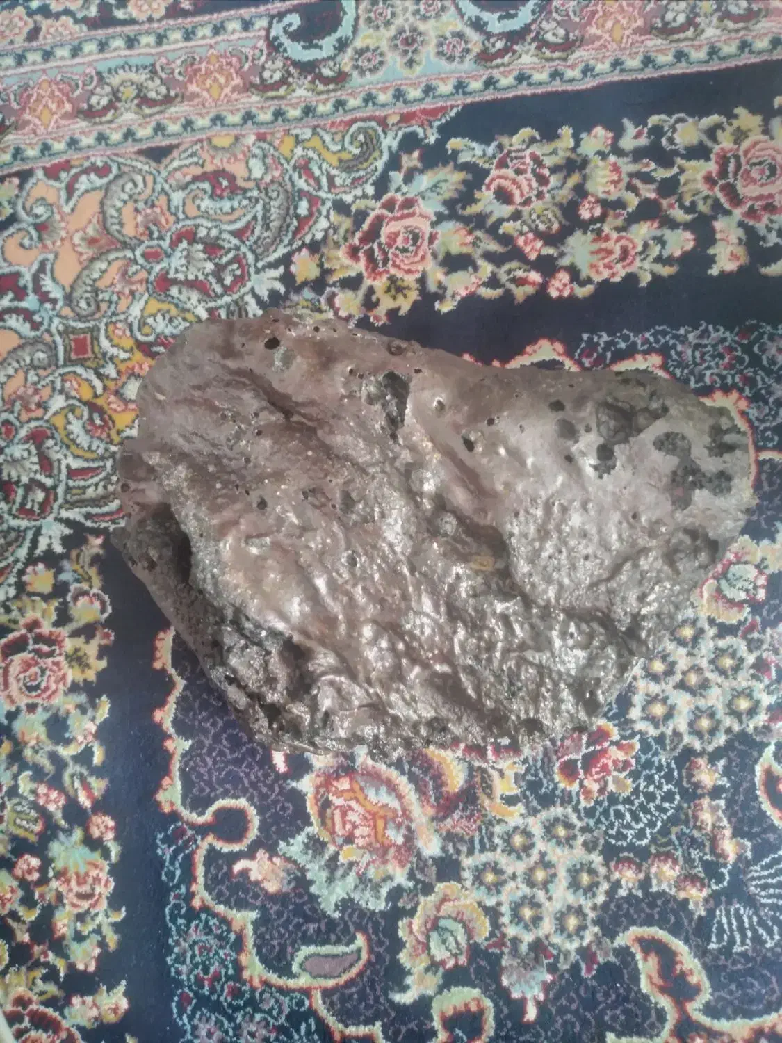 مشکوک به شهاب سنگ|کلکسیون اشیاء عتیقه|سهند, |دیوار