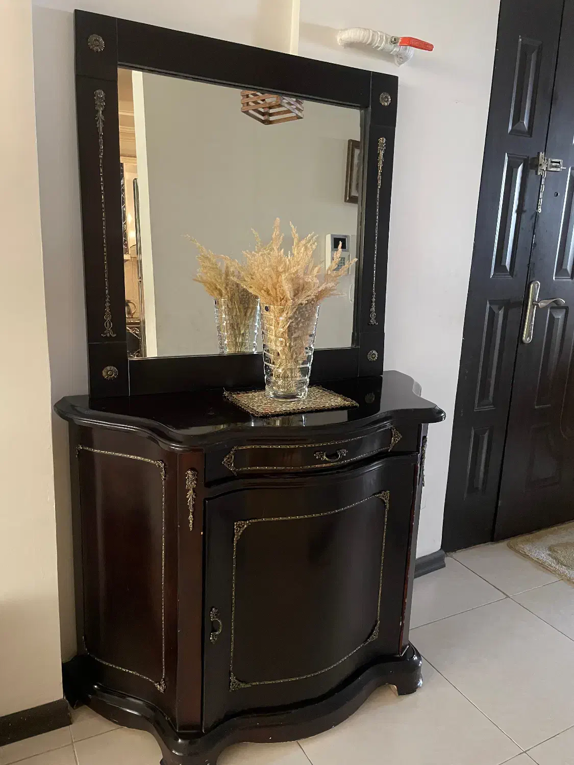 میز کنسول چوبی و میز قاشق و چنگال چوبی پایه دار|بوفه، ویترین، کنسول|بیرجند, |دیوار