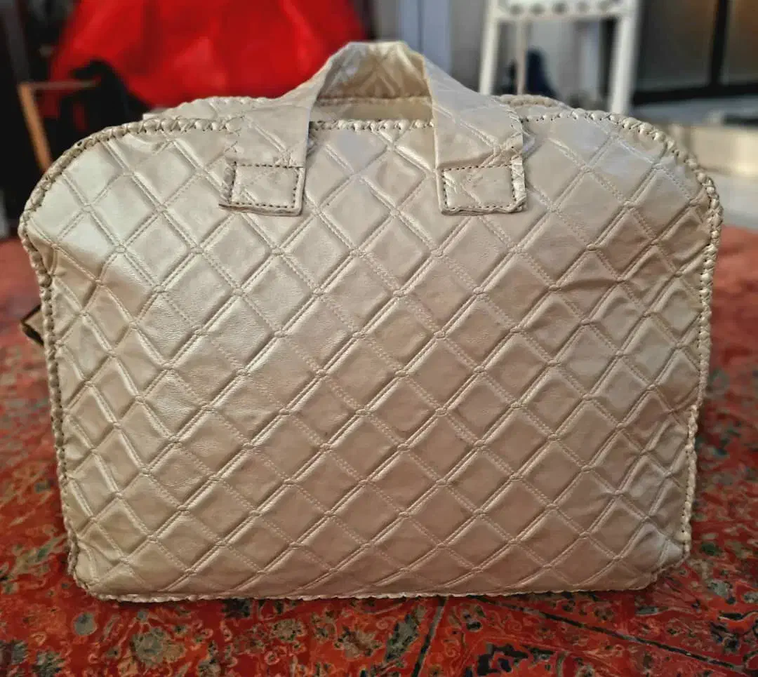 انواع کیف|کیف، کفش، کمربند|سمنان, |دیوار