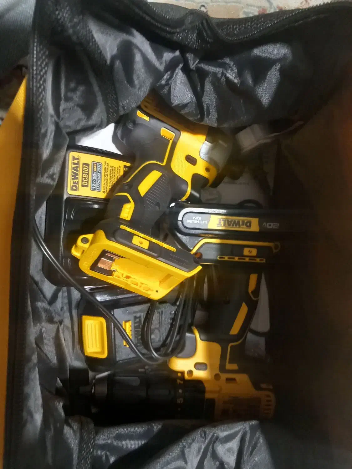 دیوالت شارژی ۲عددی و گندگی محک|ابزارآلات|تهران, یوسفآباد|دیوار