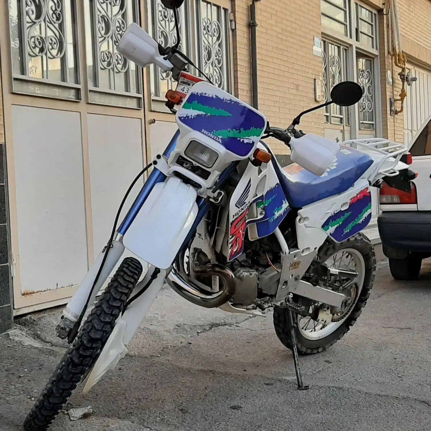 CRM سی ار ام مدرک|موتورسیکلت|یزد, |دیوار