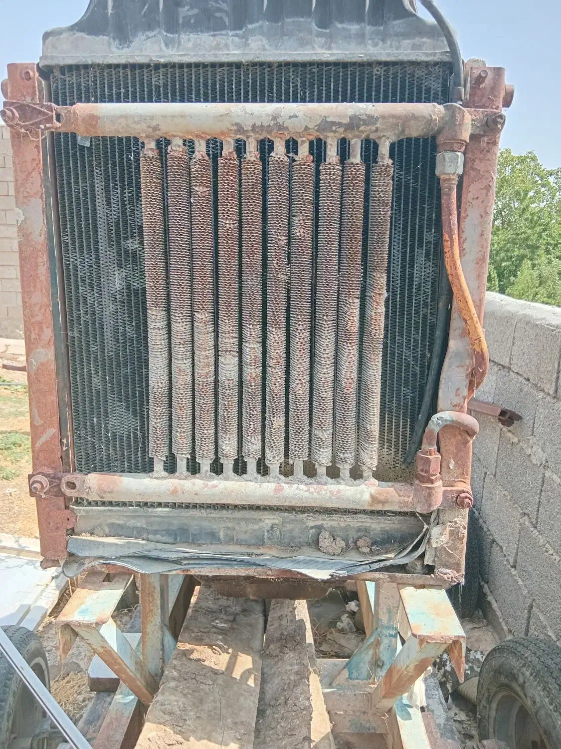 تراکتور سرسیلندر|خودرو سنگین|میانه, |دیوار