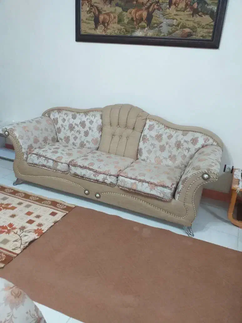 مبل ۷نفره|مبلمان خانگی و میز عسلی|رضوانشهر, |دیوار