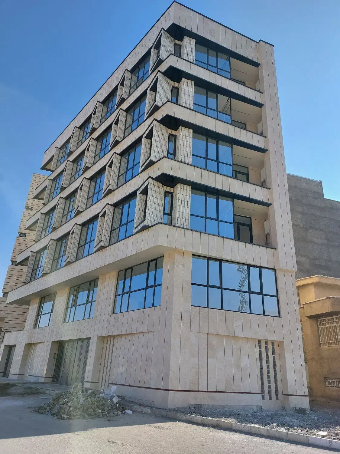 آپارتمان میدان ظفریه|فروش آپارتمان|سنندج, |دیوار