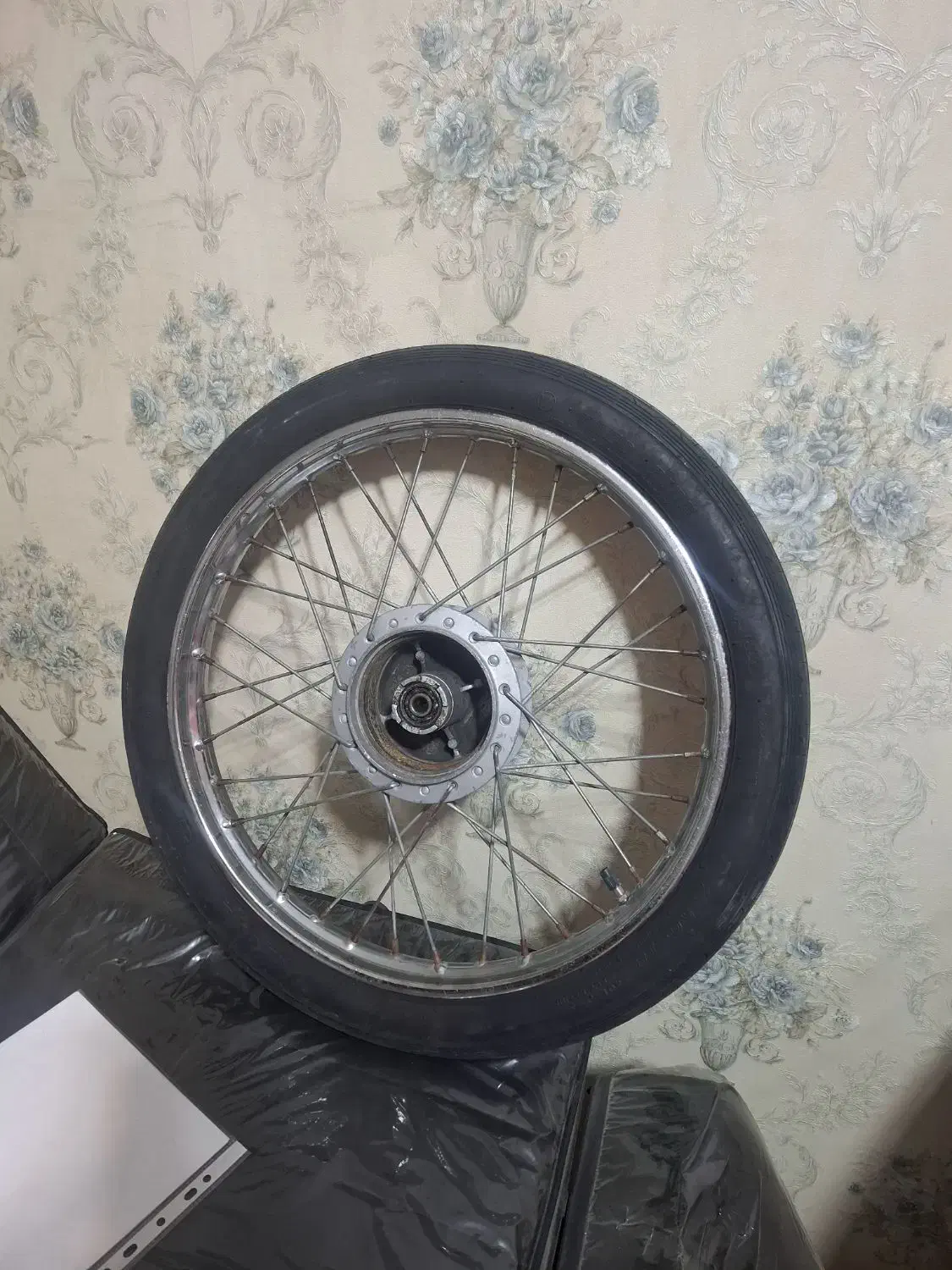 چرخ جلو کامل درحد|قطعات یدکی و لوازم جانبی|تهران, نازی‌آباد|دیوار