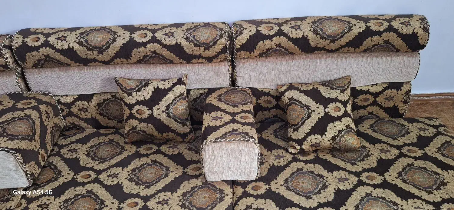 پشتی خلیجی|پشتی|اهواز, کوی باهنر|دیوار