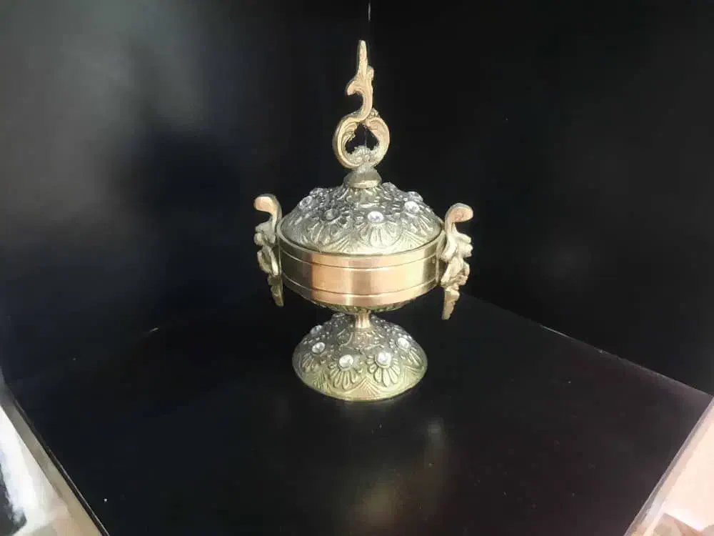 چند تیکه برنز|لوستر و چراغ آویز|دورود, |دیوار