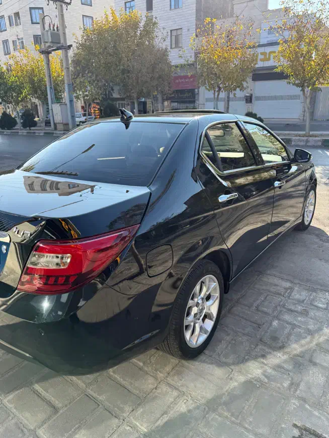 دنا پلاس1403فول اتومات بدون رنگ وکوچیکترین خط و خش|خودرو سواری و وانت|سمنان, |دیوار