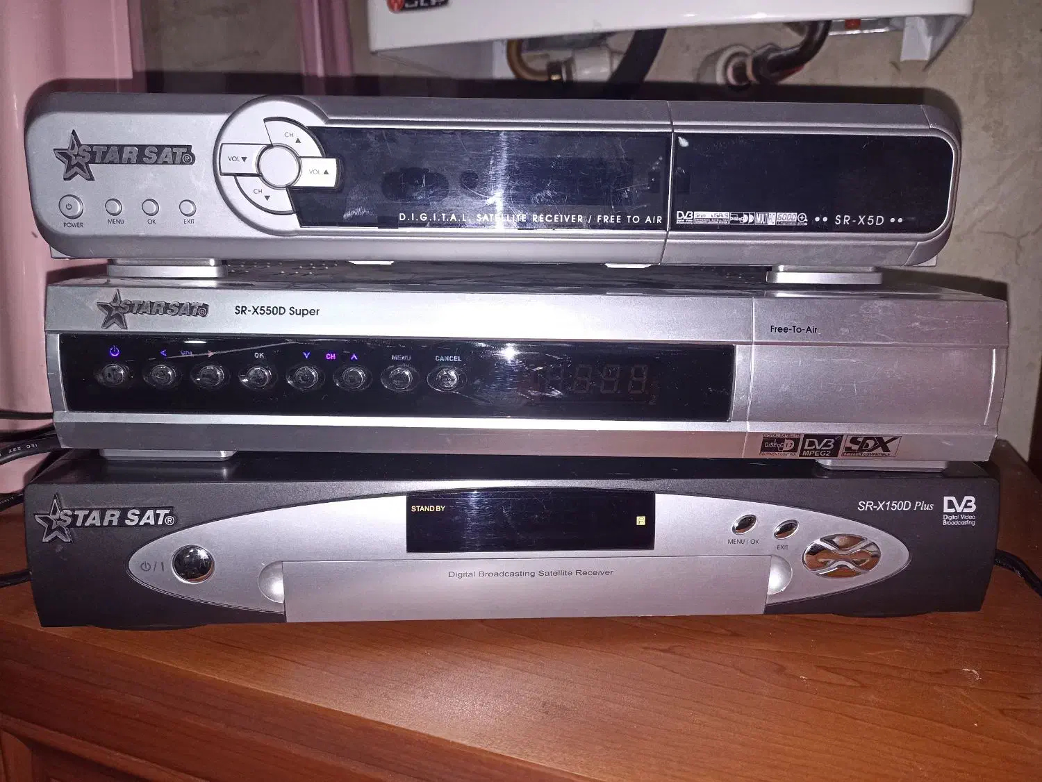 سه عدد گیرنده دیجیتال|صوتی و تصویری|مشگین شهر, |دیوار