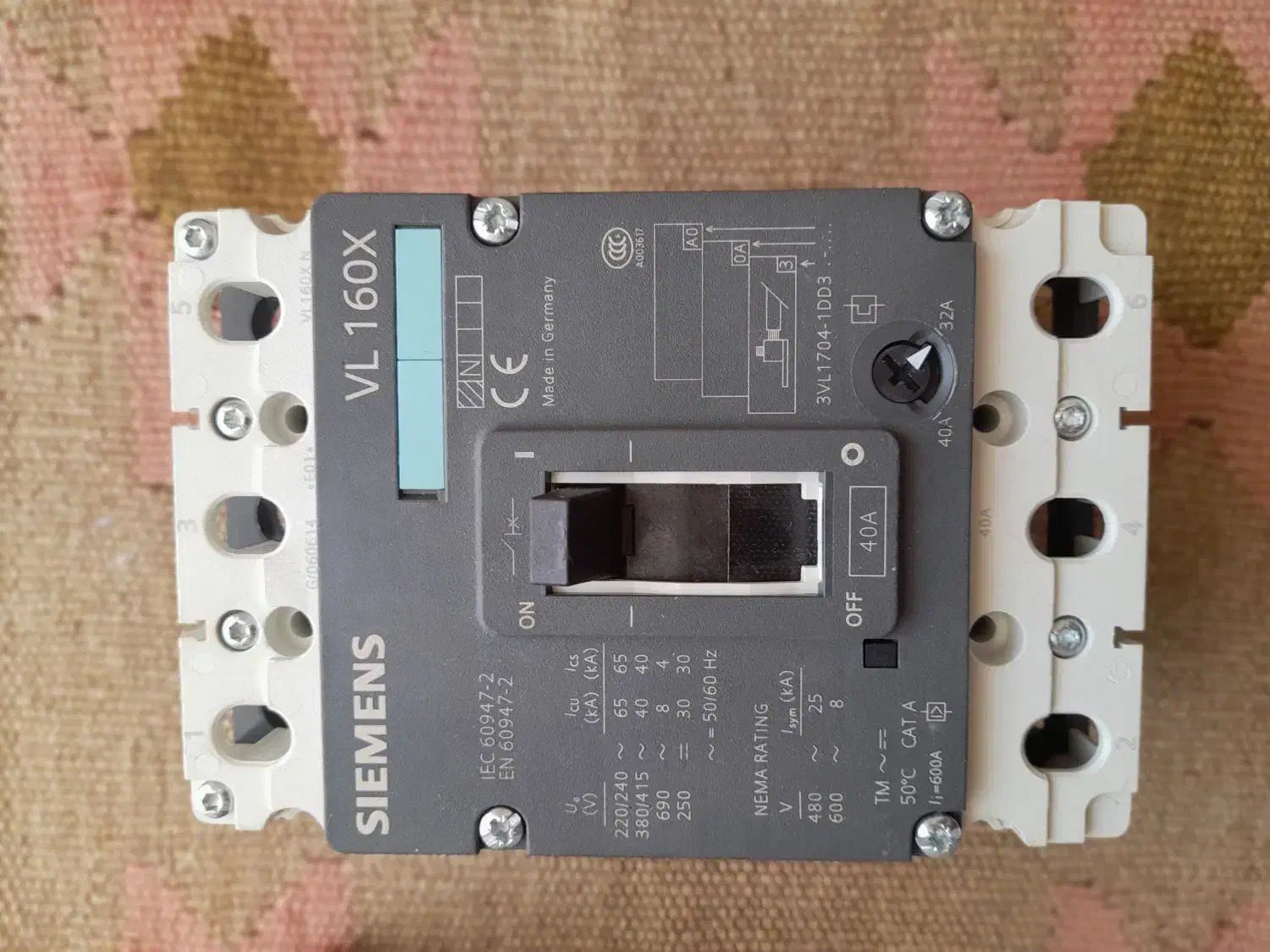 کلید محافظ زیمنس|مصالح و تجهیزات ساختمان|قرچک, داوود آباد|دیوار