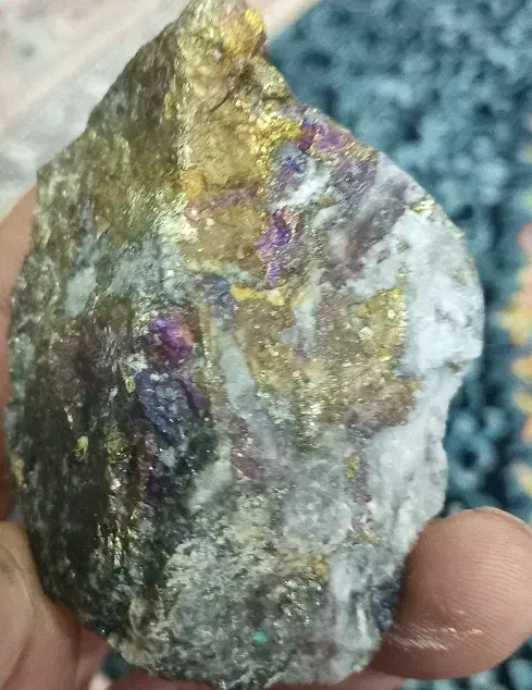 سنگ طلا|کلکسیون اشیاء عتیقه|ساوه, |دیوار