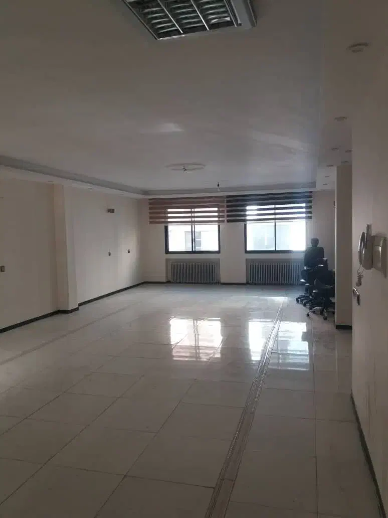 ۱۰۰ متر سند اداری شهرآرا دو پارکینگ سندی|فروش دفتر کار، اتاق اداری، مطب|تهران, شهرآرا|دیوار