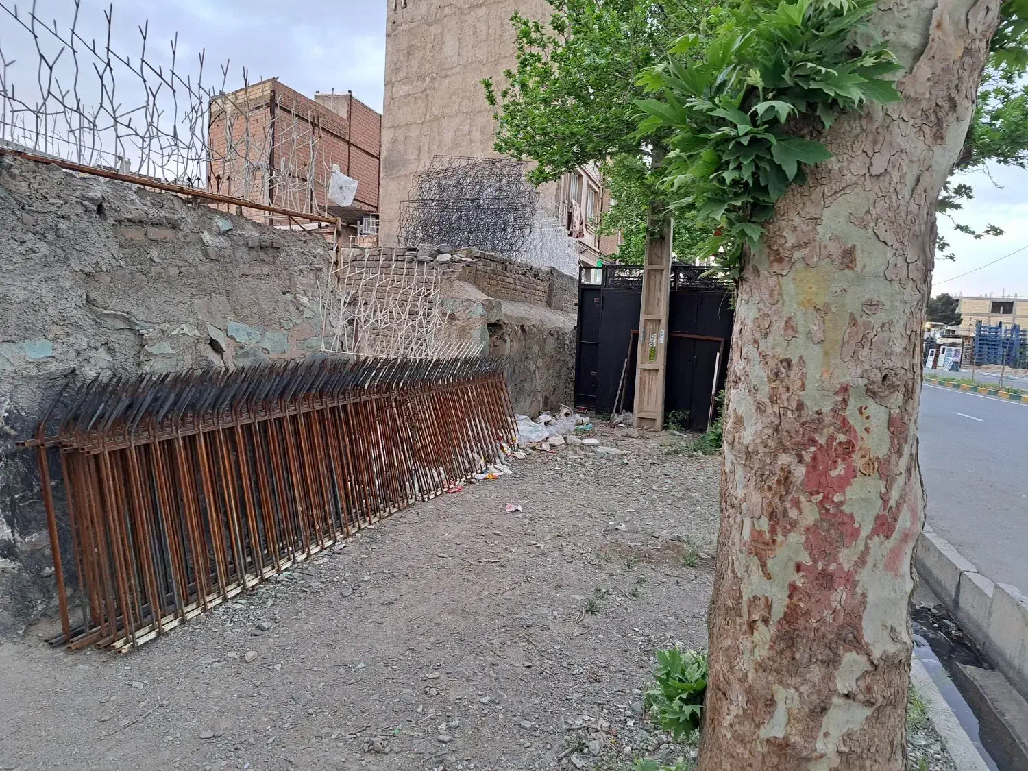 زمین 240 متری مسکونی با وکالت فروش(قابل تهاتر)|فروش زمین و ملک کلنگی|مشکین‌دشت, |دیوار