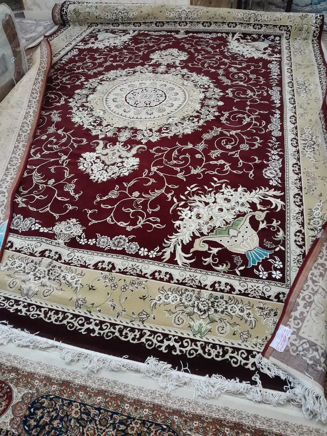 فرش|فرش|گلبهار, شهر جدید گلبهار|دیوار