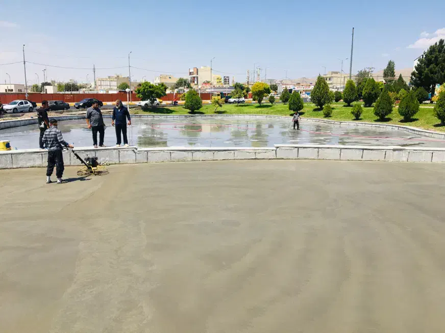 بتن ریزی با ماله پروانه ای وتراز لیزری|خدمات پیشه و مهارت|چهاردانگه (تهران), |دیوار