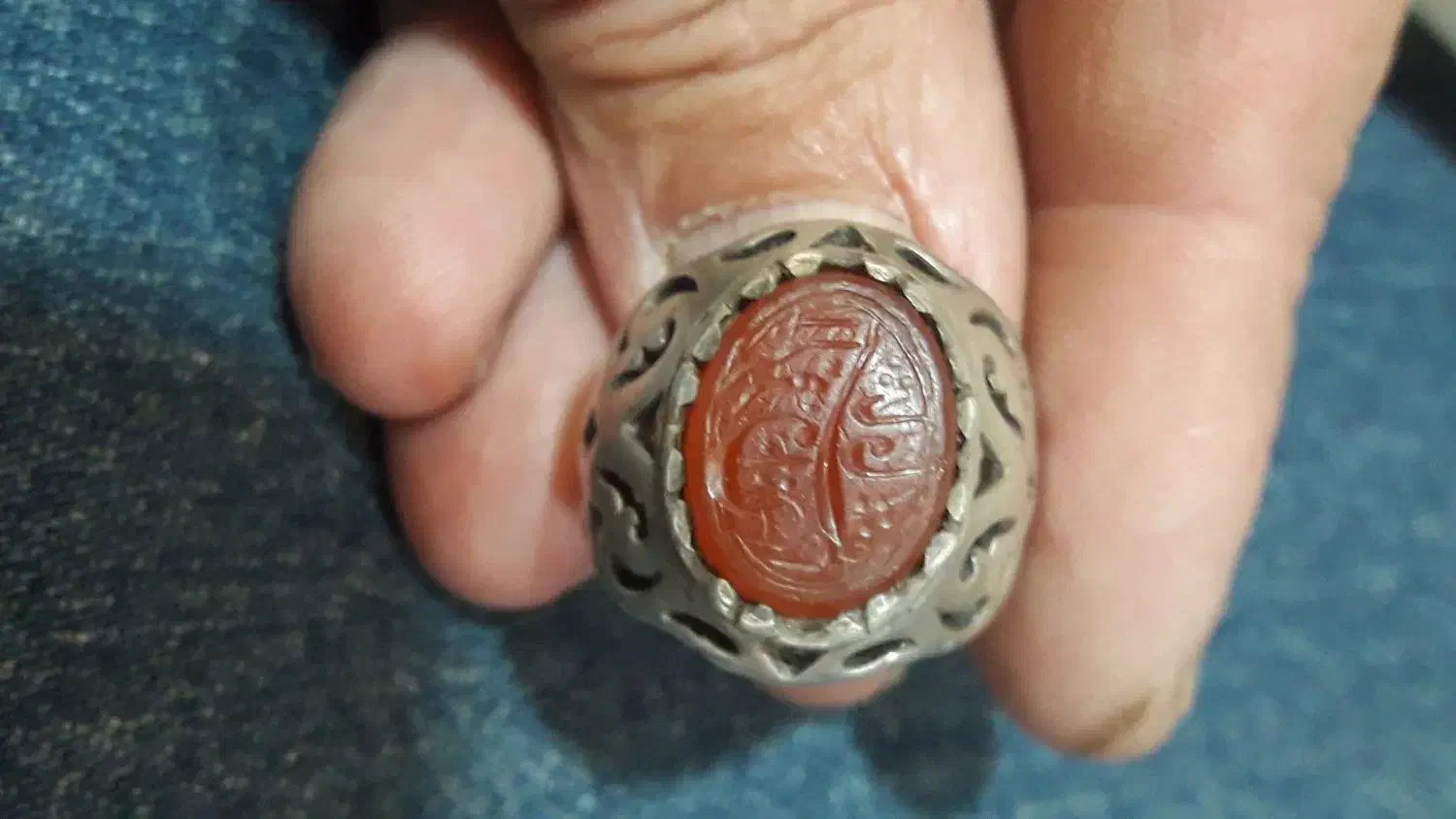 خط چپ صفوی|کلکسیون اشیاء عتیقه|قزوین, |دیوار