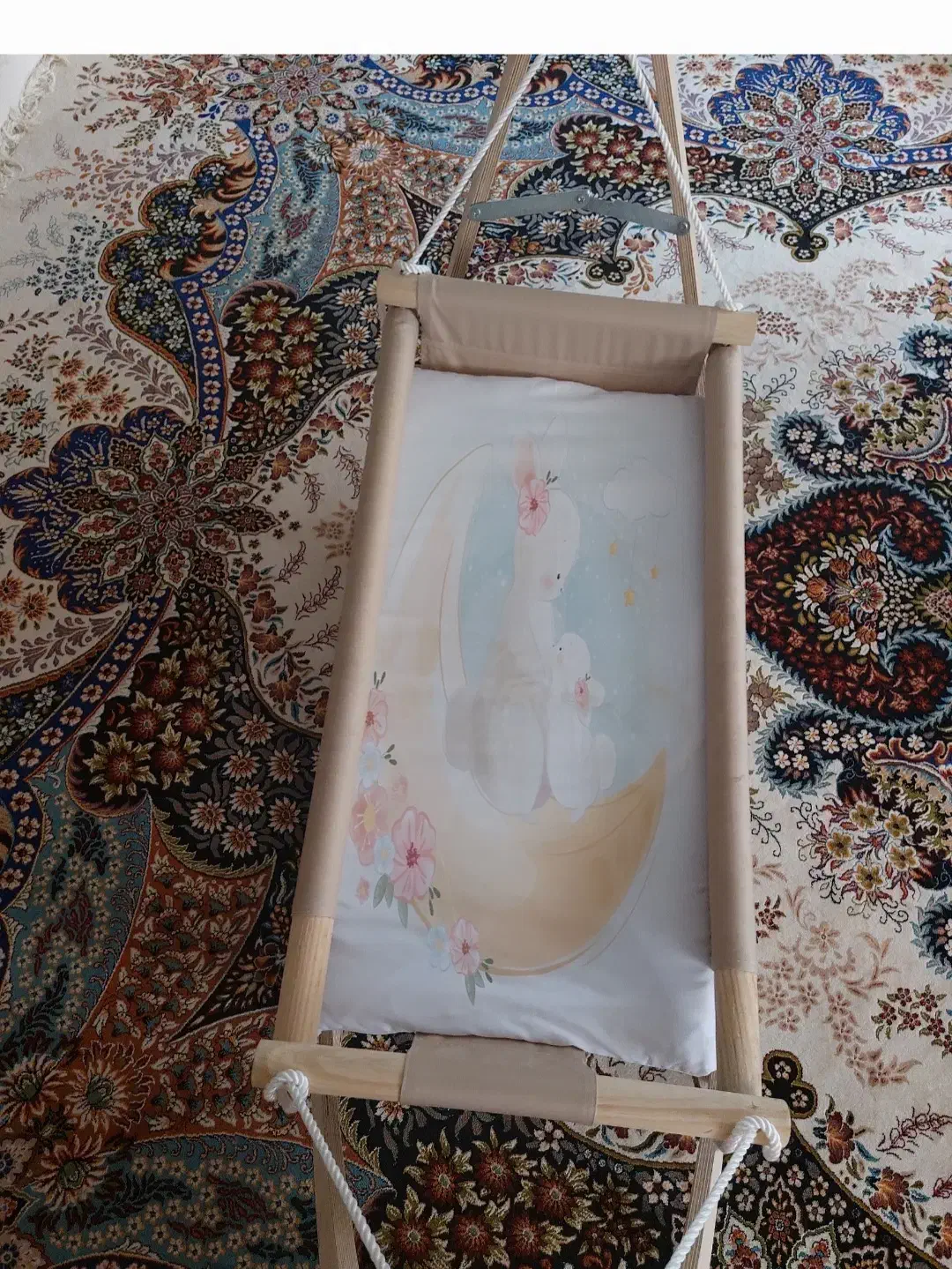 گهواره|تخت و صندلی بچه|یاسوج, |دیوار