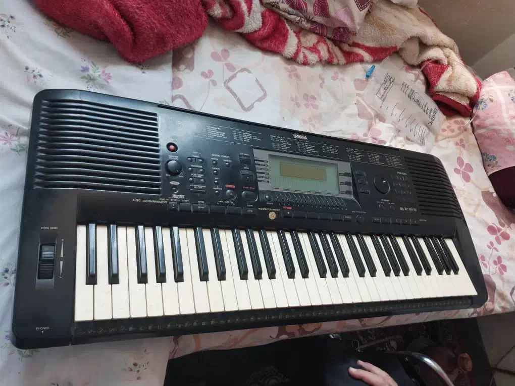 فروش کیبورد یاماها ۶۳۰|پیانو، کیبورد، آکاردئون|کهنوج, |دیوار