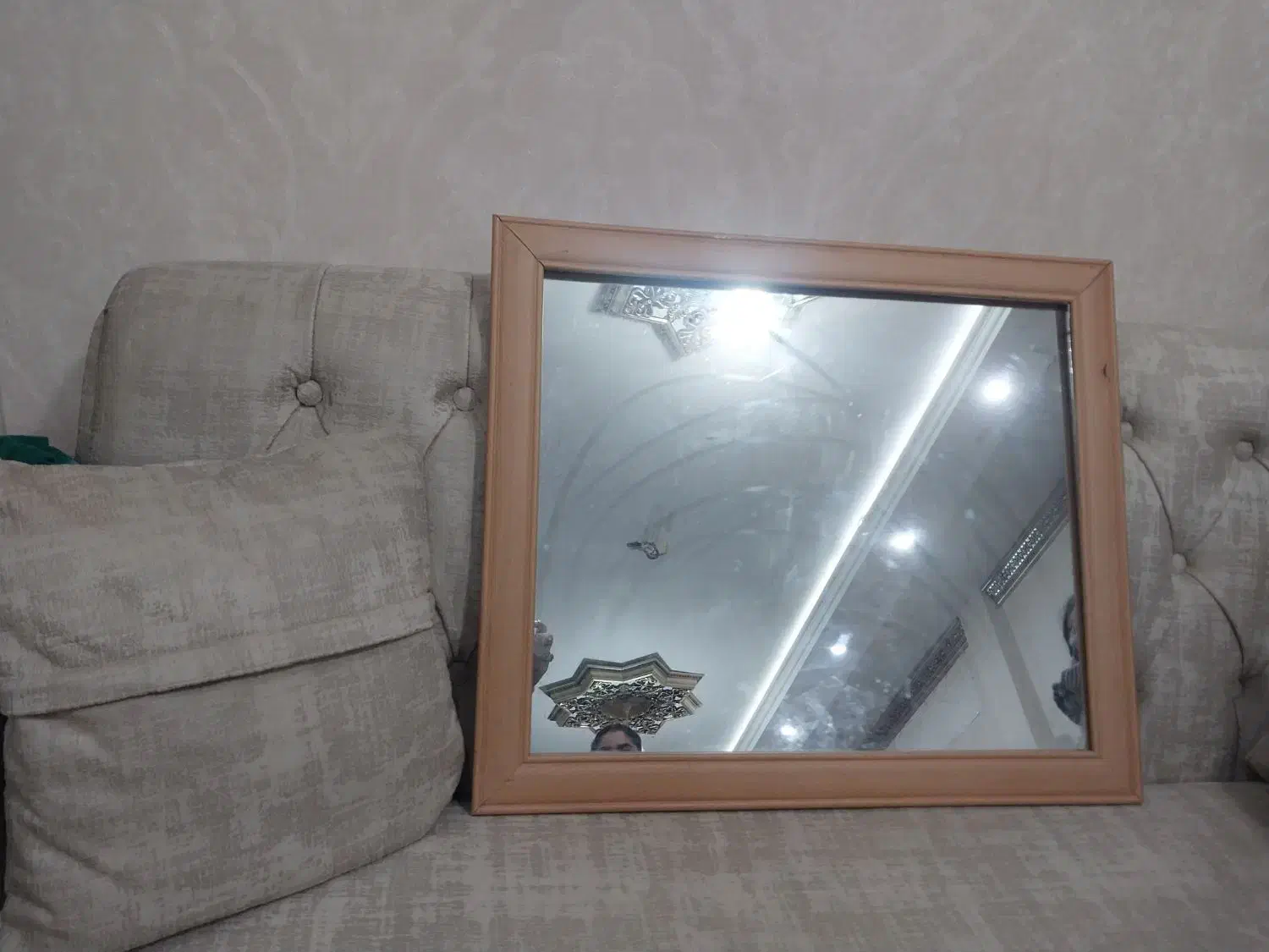 آینه|آینه|بندر ماهشهر, |دیوار