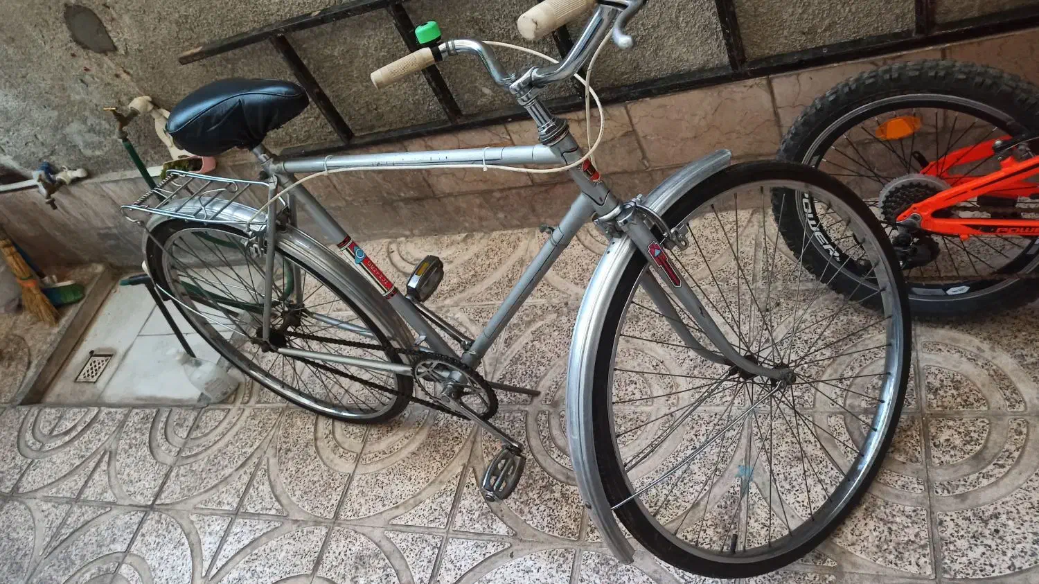 دوچرخه26 انگلیسی عتیقه....|دوچرخه، اسکیت، اسکوتر|باقرشهر, |دیوار